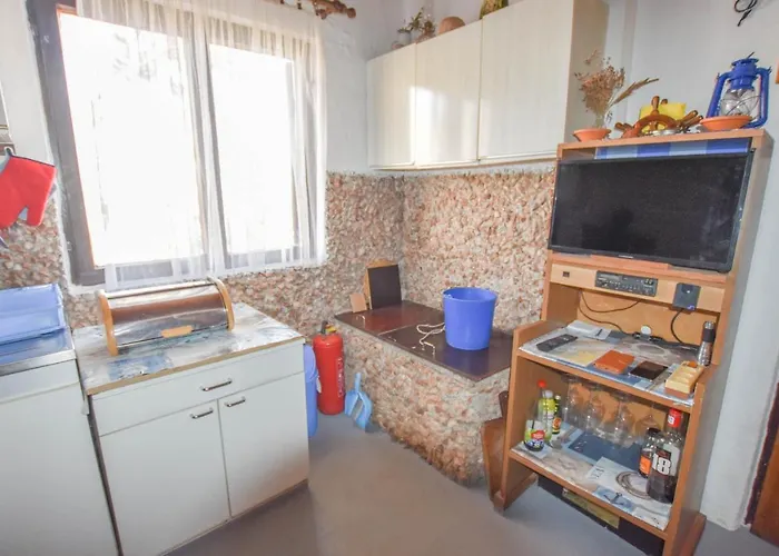 בית נופש House Mandica *