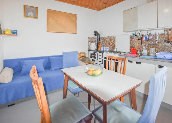 House Mandica בית נופש